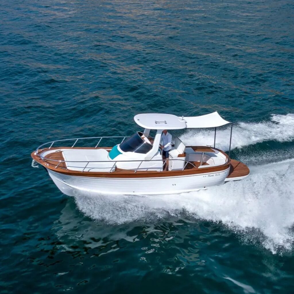 Gozzo Boat Tour In Portofino