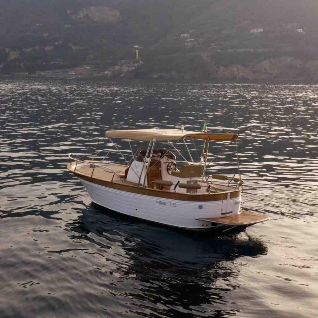 Classic Wooden Boat for hire in Portofino