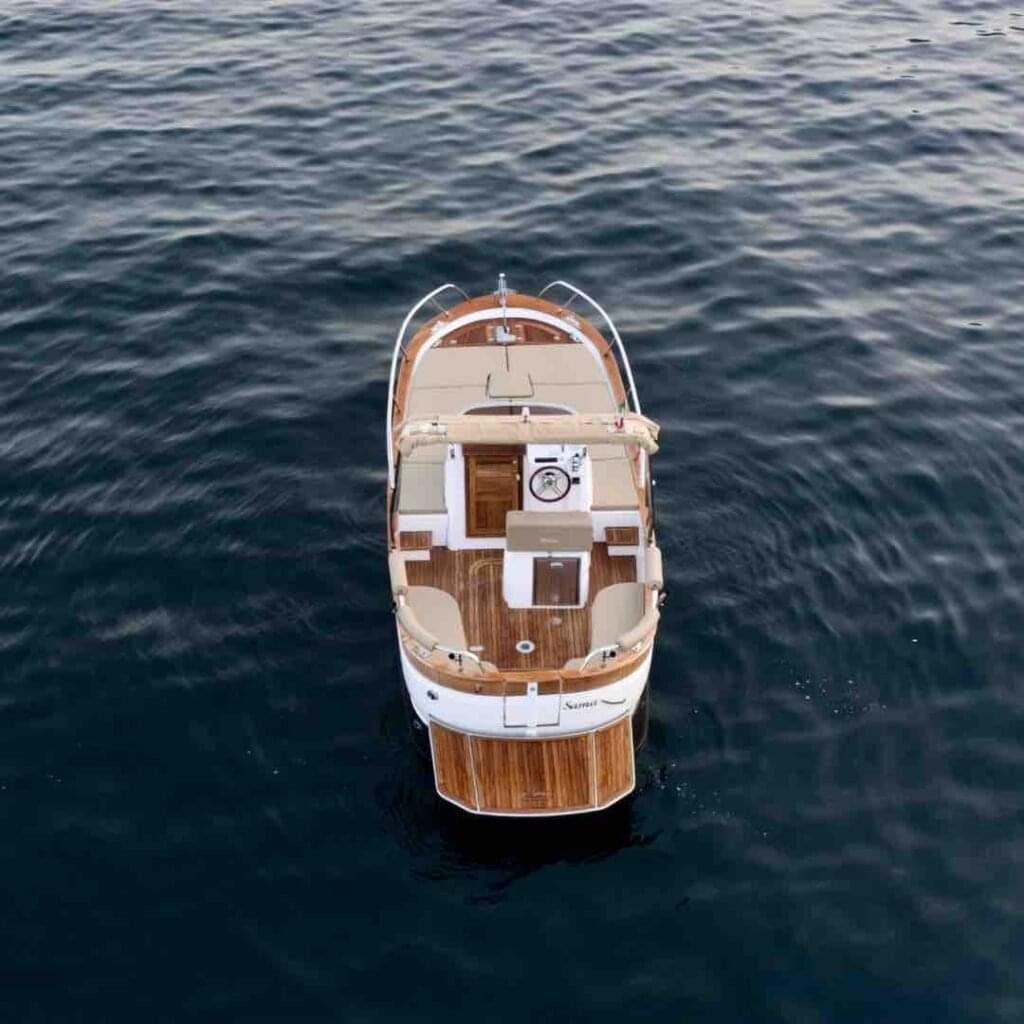 Mimì 7.5 Luxury Gozzo in Portofino - Drone Shot